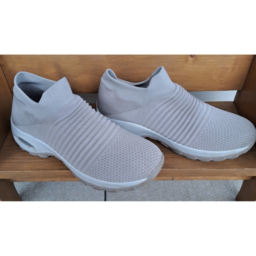 STQ Womens Size 10 Beige Slip On Walking Shoes Mesh Running Sneakers NWOB